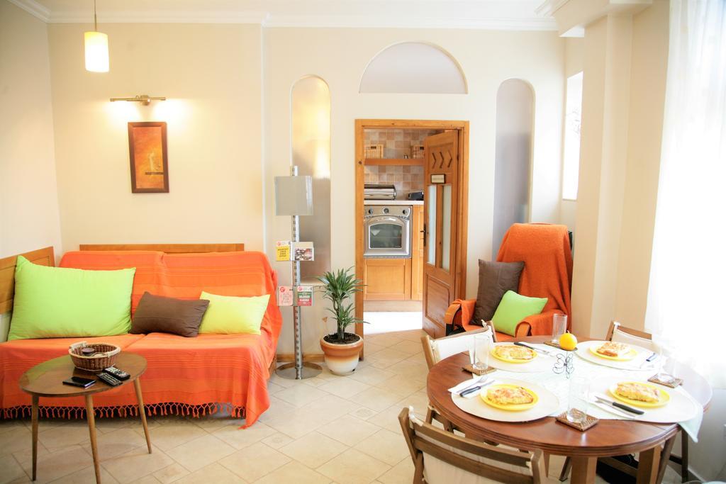 Time Traveling Apartment Sofia City Екстер'єр фото