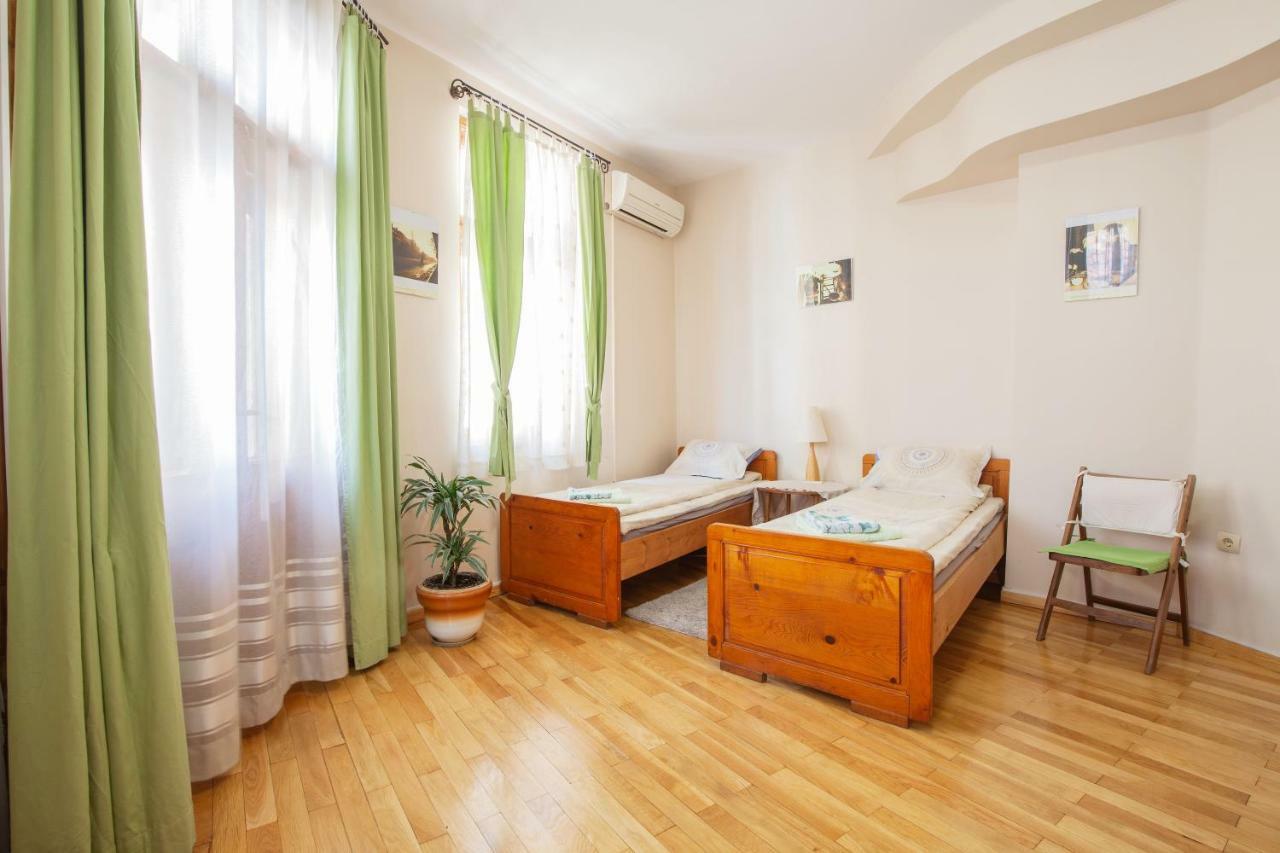 Time Traveling Apartment Sofia City Екстер'єр фото
